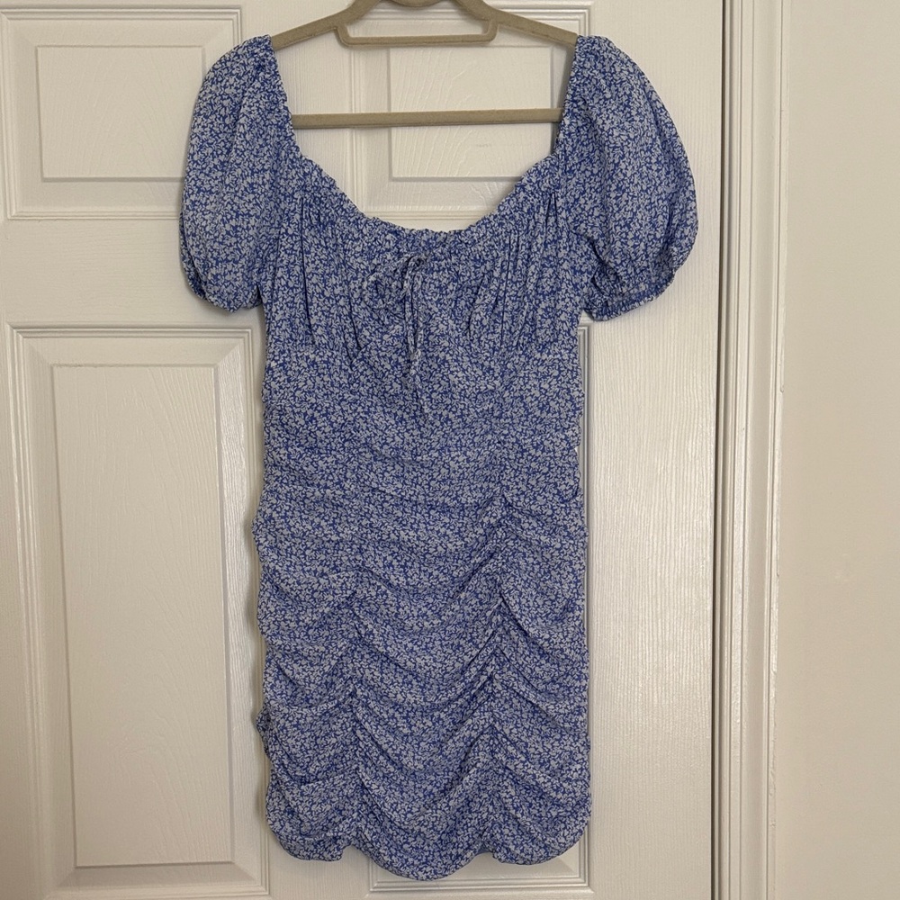Elegant Blue Floral Mini Dress